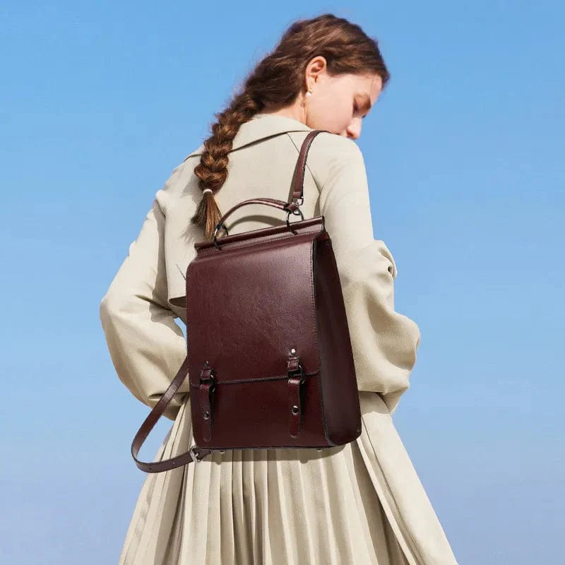 sac-a-dos-marron-a-boucles-vintage-minimaliste