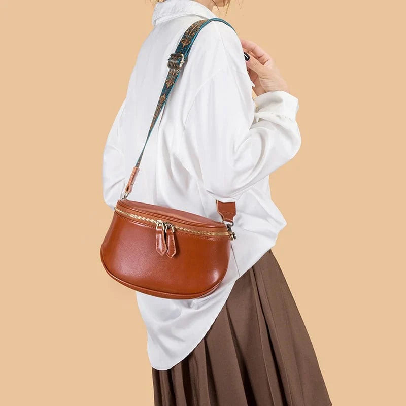 sac-bandouliere-arrondi-marron-motifs