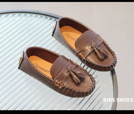 mocassins-avec-glands-et-semelle-a-picots