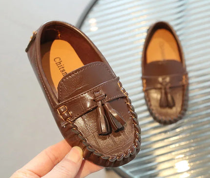mocassins-avec-glands-et-semelle-a-picots