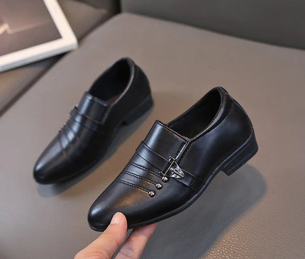chaussures-habillees-noir-boucle-metallique
