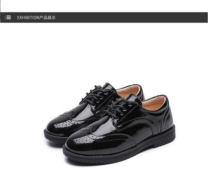 chaussures-a-lacets-noires-details-brogue