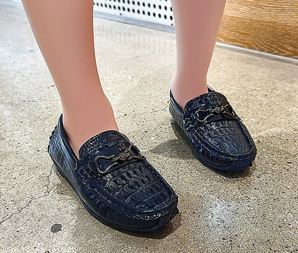 mocassins-effet-crocodile-details-metalliques