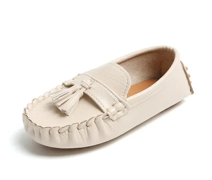 mocassins-avec-glands-et-semelle-a-picots