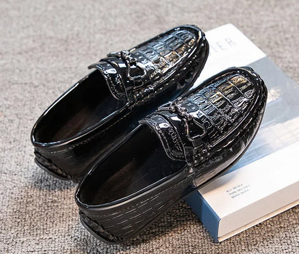 mocassins-effet-crocodile-details-metalliques