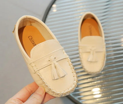 mocassins-avec-glands-et-semelle-a-picots