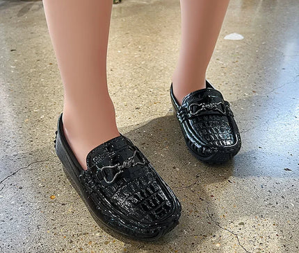 mocassins-effet-crocodile-details-metalliques