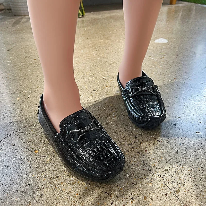 mocassins-effet-crocodile-details-metalliques