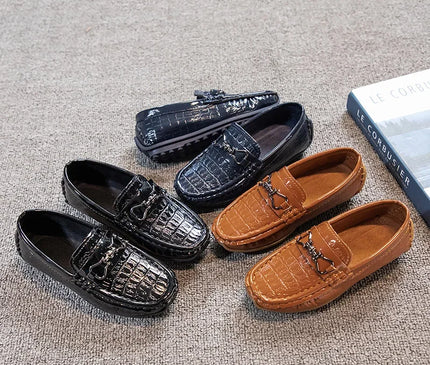 mocassins-effet-crocodile-details-metalliques