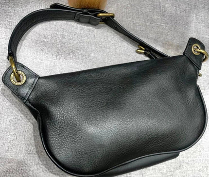 sac-bandouliere-noir-souple-sangle-chaine-doree