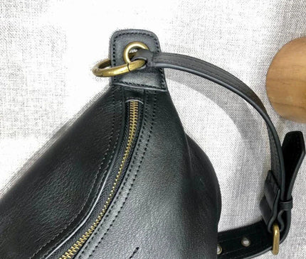 sac-bandouliere-noir-souple-sangle-chaine-doree