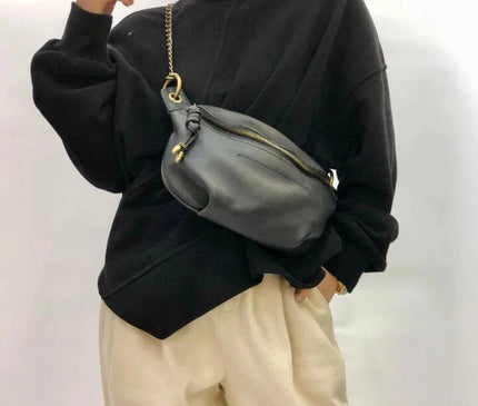 sac-bandouliere-noir-souple-sangle-chaine-doree