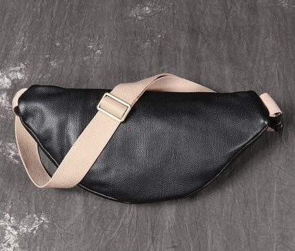 sac-compact-noir-design-moderne-sangle-beige