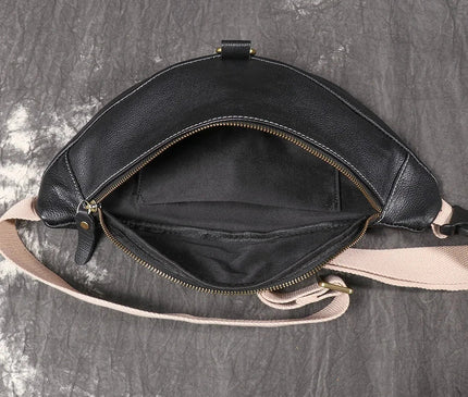 sac-compact-noir-design-moderne-sangle-beige