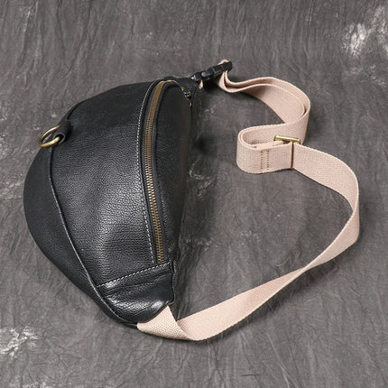 sac-compact-noir-design-moderne-sangle-beige