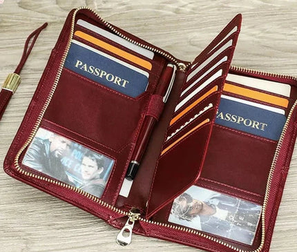 pochette-bordeaux-minimaliste-dragonne-poche-frontale