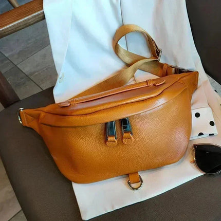 sac-camel-arrondi-bandouliere-ajustable-double-zip