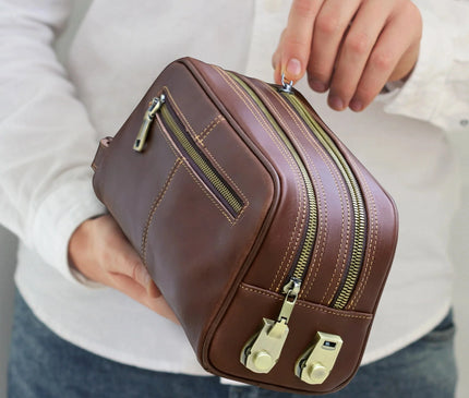 trousse-de-toilette-marron-robuste-double-compartiment-zippe