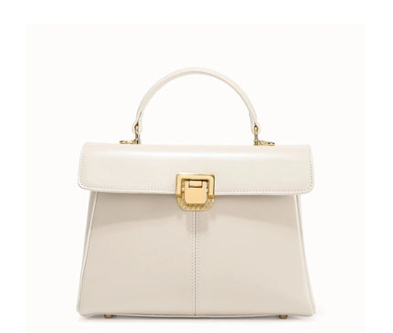 sac-a-main-rouge-boucle-doree-minimaliste