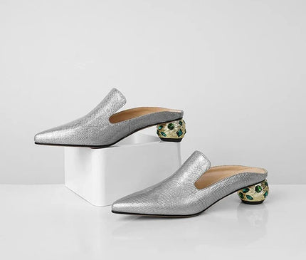 mule-argentee-talon-cristaux-verts