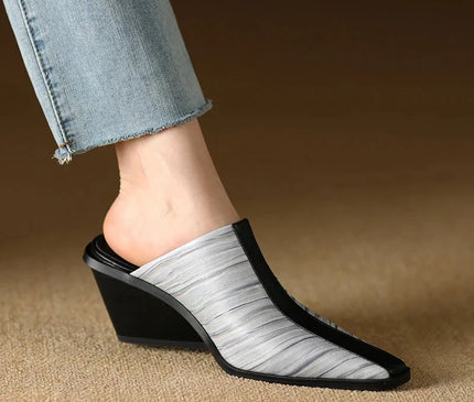 mules-feminines-talon-compense-pointe-effilee