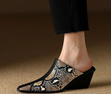 mules-feminines-talon-compense-pointe-effilee