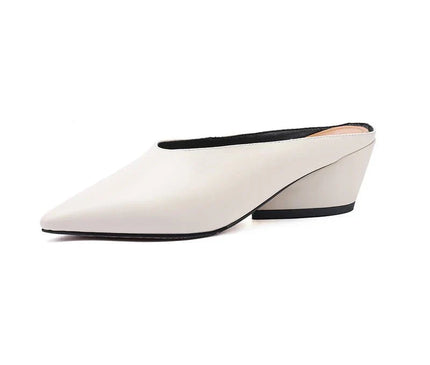 mules-bout-pointu-talon-carre-5-cm-minimalistes