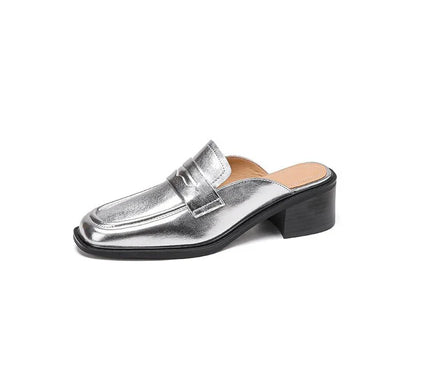 mule-ouverte-argentee-talon-carre