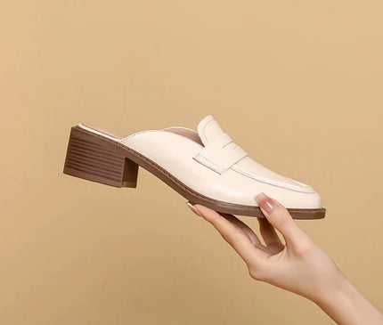 mule-ouverte-argentee-talon-carre