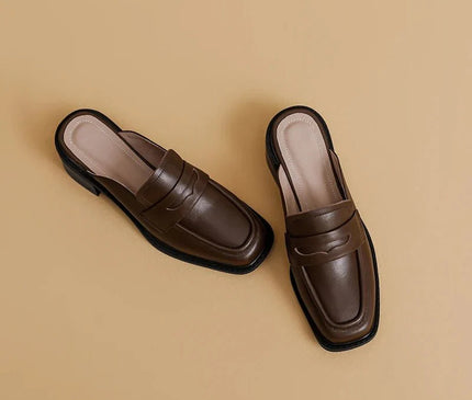 mule-ouverte-argentee-talon-carre