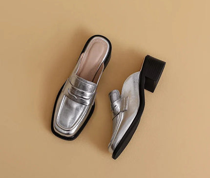 mule-ouverte-argentee-talon-carre