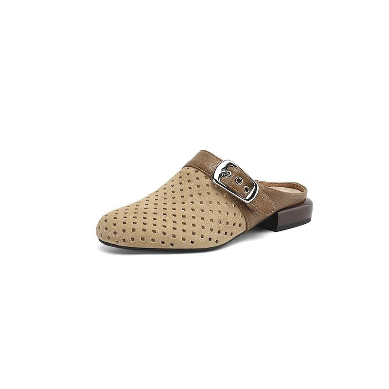 sabot-minimaliste-beige-bride-perforations