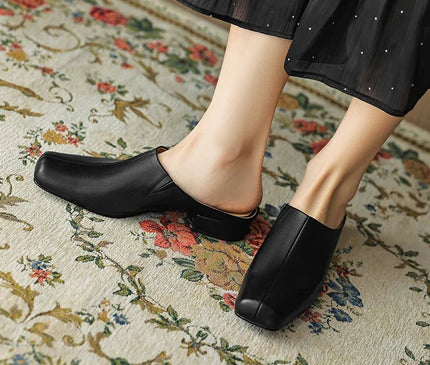 mules-argentees-bout-carre-talon-bas