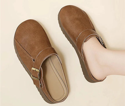 mules-minimalistes-beige-boucle-doree