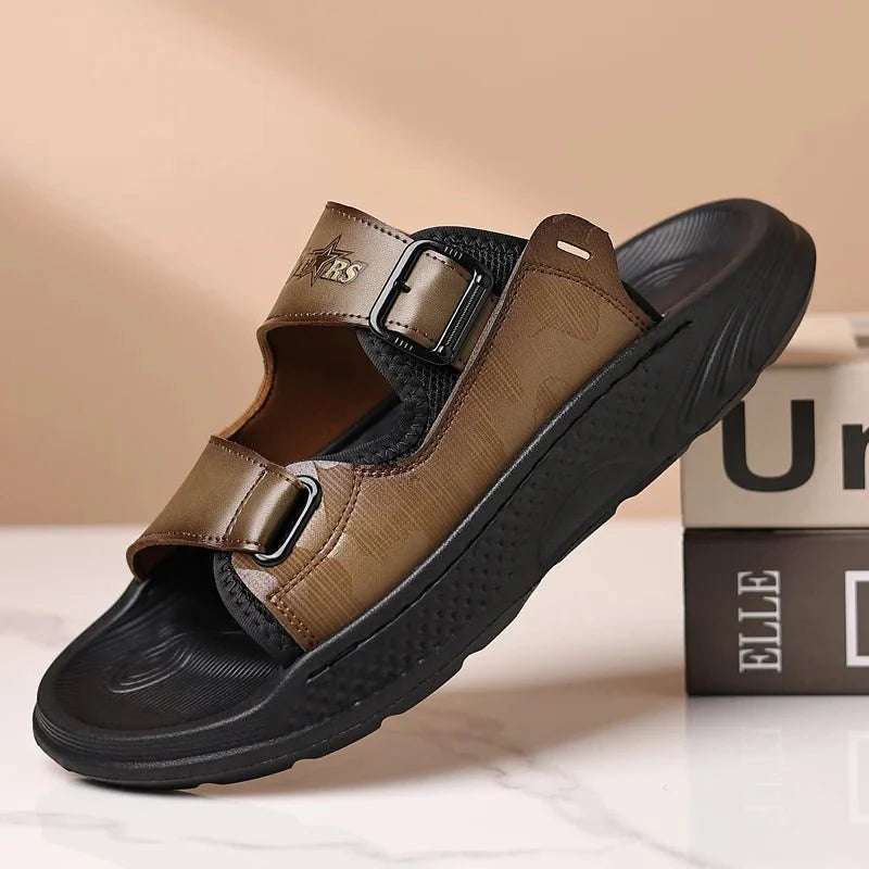mules-homme-brides-ajustables-semelle-robuste