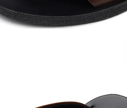 sandales-minimalistes-marron-noir-ouvertes