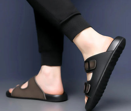mules-hommes-brides-ajustables-boucles-noires