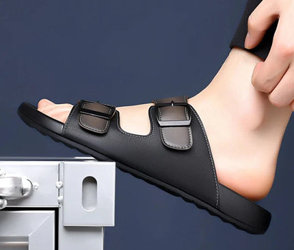 mules-hommes-brides-ajustables-boucles-noires