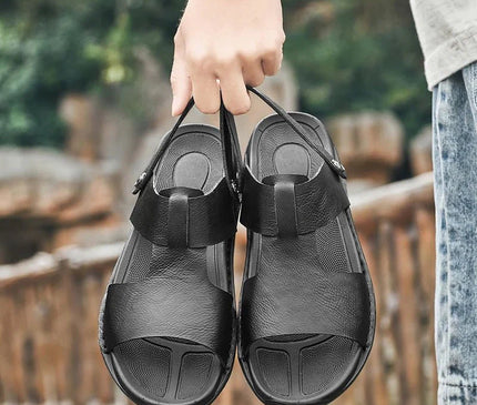 sandale-homme-marron-patinee-bride-ajustable