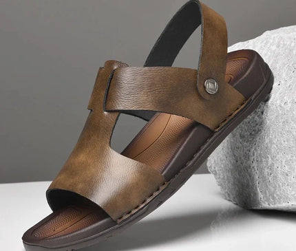 sandale-homme-marron-patinee-bride-ajustable