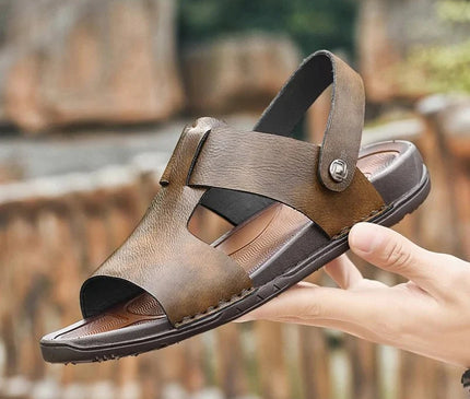 sandale-homme-marron-patinee-bride-ajustable
