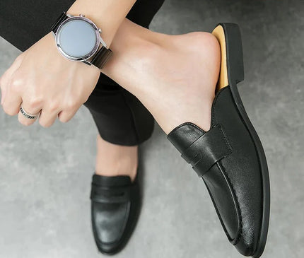 mules-marron-design-minimaliste-semi-ouvert