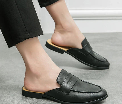 mules-marron-design-minimaliste-semi-ouvert