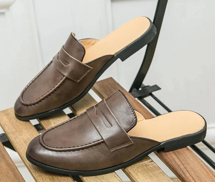 mules-marron-design-minimaliste-semi-ouvert