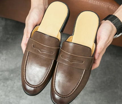 mules-marron-design-minimaliste-semi-ouvert
