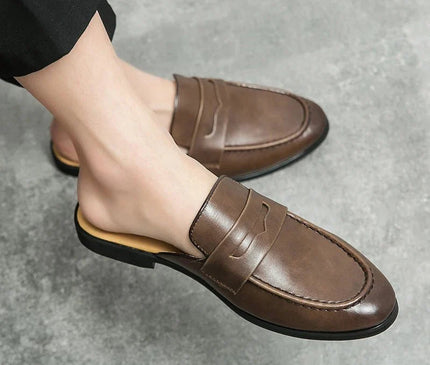 mules-marron-design-minimaliste-semi-ouvert