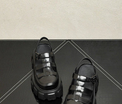 sandales-noires-semelle-chunky-brides-croisees