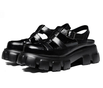 sandales-noires-semelle-chunky-brides-croisees