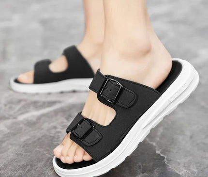 sandales-ouvertes-brides-ajustables-marron-base-blanche