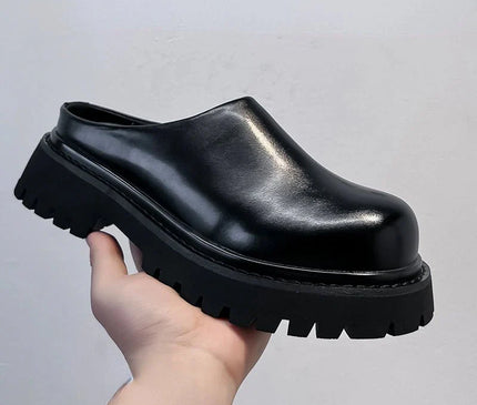 sabot-urbain-noir-semelle-crantee